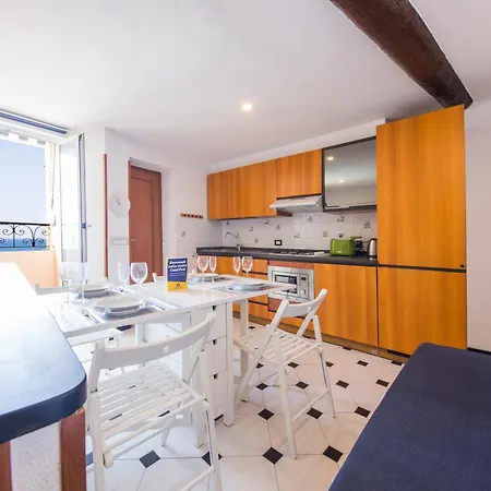 Casaviva Family Beachfront House In 卡莫利