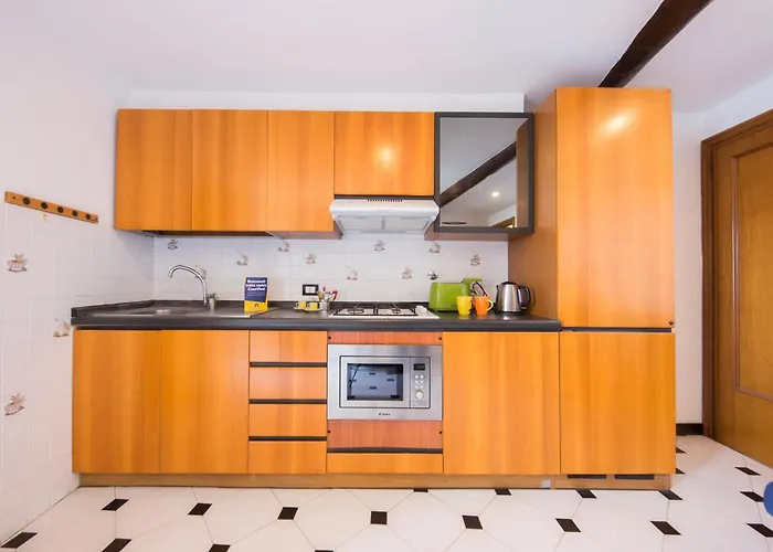 Casaviva Family Beachfront House In Appartement Camogli